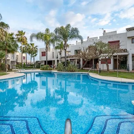 Elegant With Pool And Terrace Marbella Area *